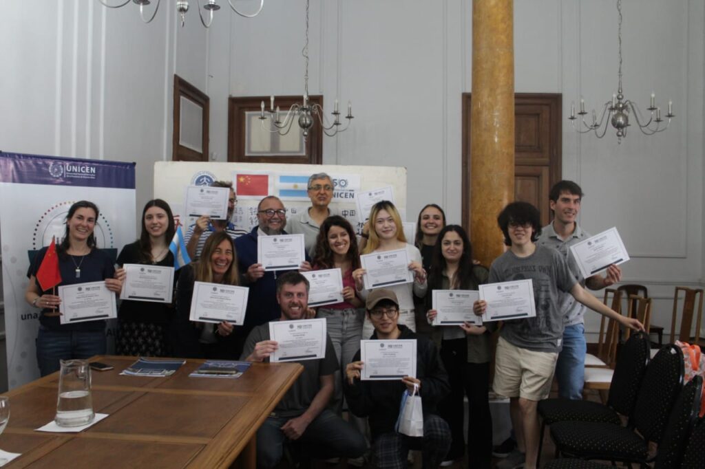 Jornada de finalización del primer curso de chino en UNICEN 2024